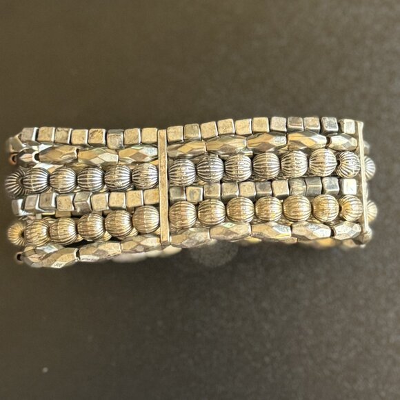 Stretch 6 row, all connected bracelet - Picture 3 of 7